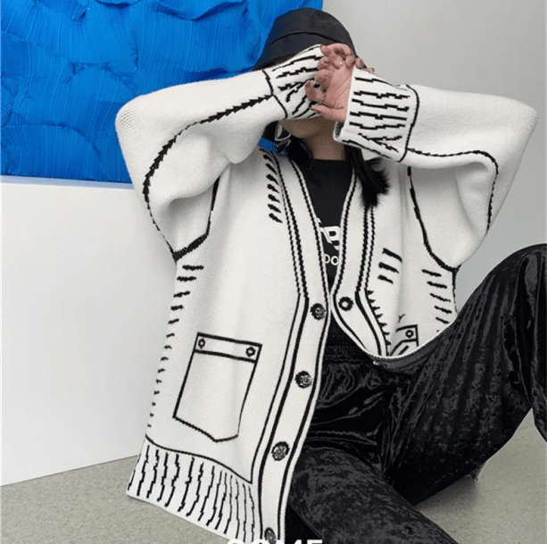 Contrast Graphic Sweater | Aesthetic Clothes
