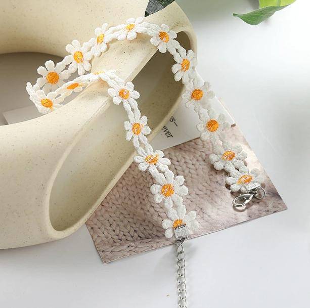 Daisy Flowers Choker - All Things Rainbow