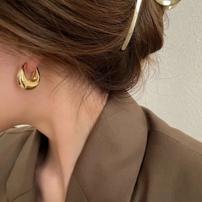 Clean Girl Chunky Gold Hoop Earrings – Minimalist Aesthetic Jewelry