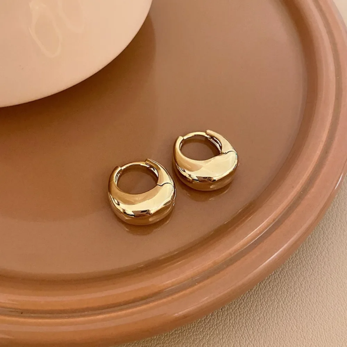 Clean Girl Chunky Gold Hoop Earrings – Minimalist Aesthetic Jewelry
