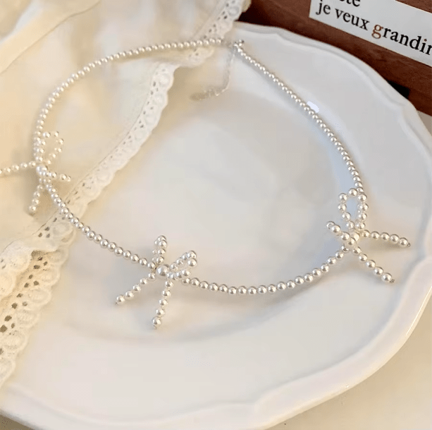 Pearl Bowtie Necklace | Aesthetic Jewelry