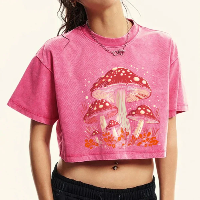 pink Loose Cotton Crop Top – Poisonous Red Mushroom Graphic Aesthetic Tee