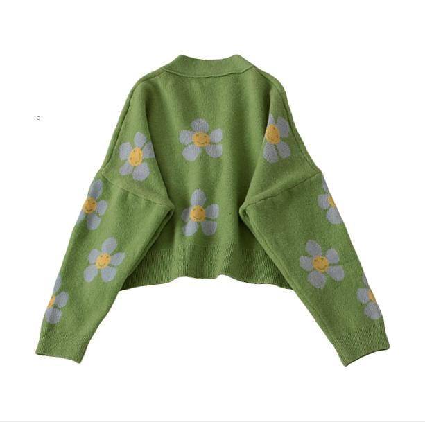 Vintage Style Floral Sweater - All Things Rainbow