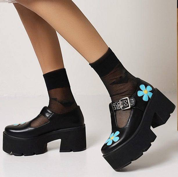 Daisy Chunky Heel Shoes | Aesthetic Shoes