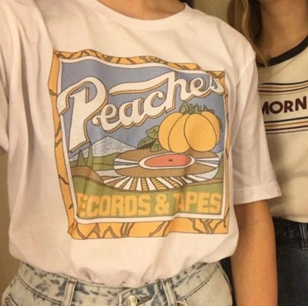 Retro Peaches T-shirt | Aesthetic T-shirt