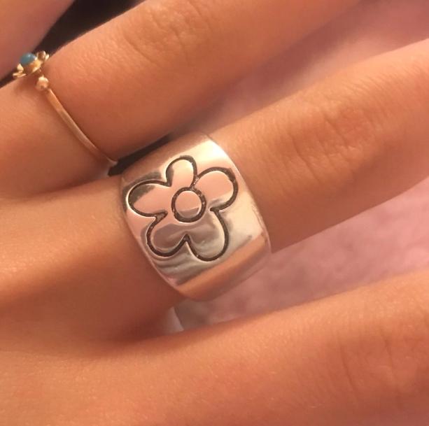 Simple Daisy Ring - All Things Rainbow