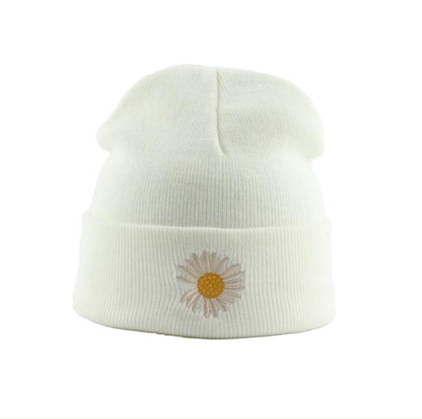 Daisy Winter Hat | Aesthetic Hats & Accessories