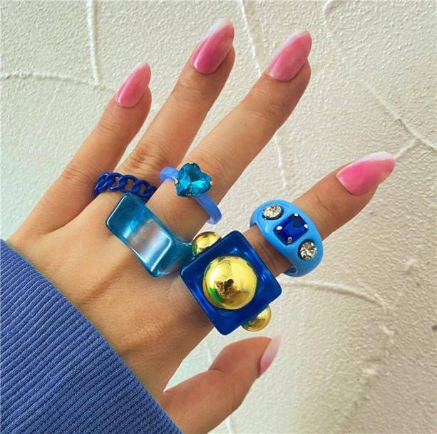 Y2K Aesthetic Rings - All Things Rainbow